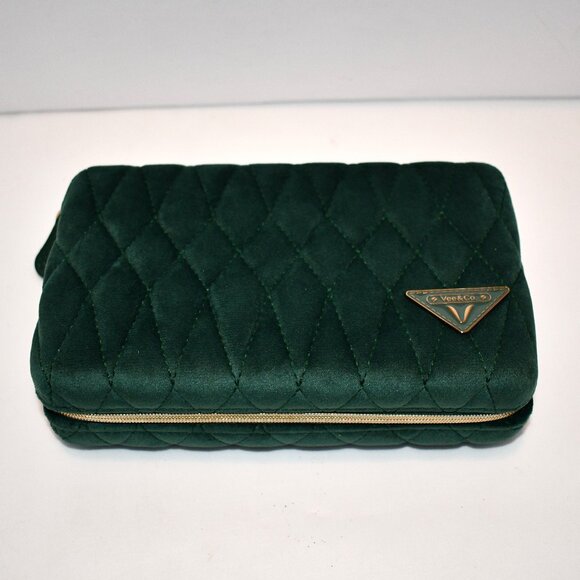 Vee Travel Jewelry Case – Diamond Quilted Velvet Jewelry Organizer, Green, NWT - Picture 1 of 4